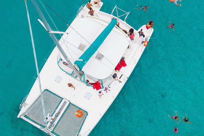 2.5hr Private Catamaran Cruise with Snorkeling, Bar, Food - Setting Sail from Montego Bay Yacht Club