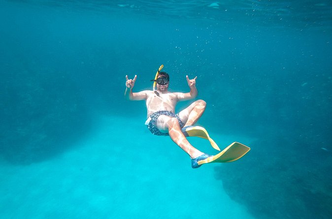 2.5hr Private Catamaran Cruise with Snorkeling, Bar, Food - Who Gets the Best Value