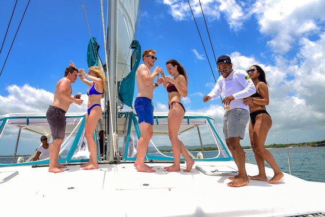 3.5hr Private Catamaran Cruise with Snorkeling, DJ, Bar, Food - What Kind of Montego Bay Cruise Is This?