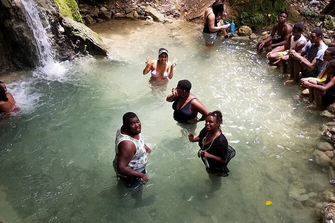 4. Negril Full-Day Guided / Sunset Tours 7miles Beach Blue Hole & Ricks Café - The guide can make or break the day