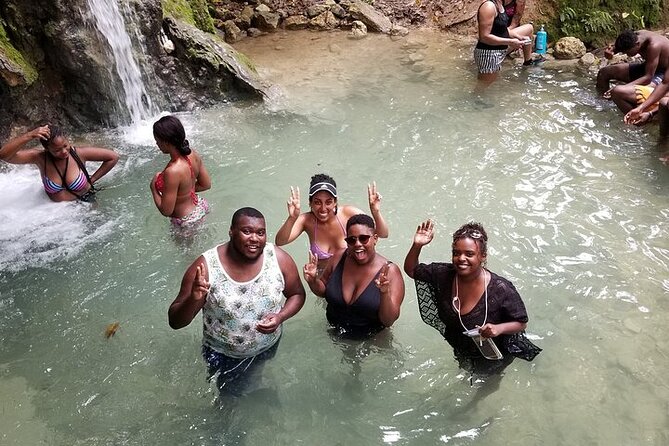 4. Negril Full-Day Guided / Sunset Tours 7miles Beach Blue Hole & Ricks Café - Who should book this Negril day tour?