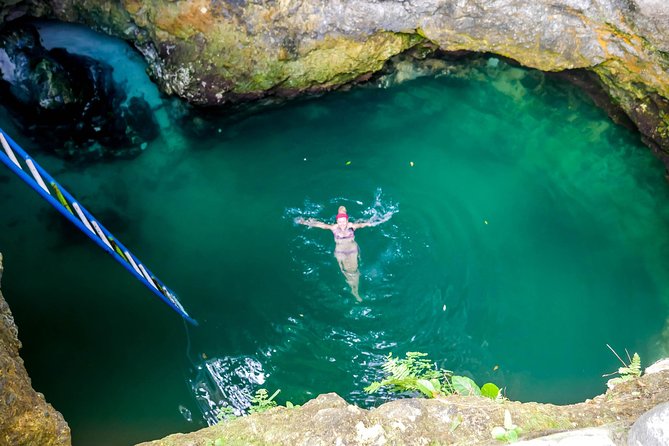 4. Negril Full-Day Guided / Sunset Tours 7miles Beach Blue Hole & Ricks Café - Should you book it?