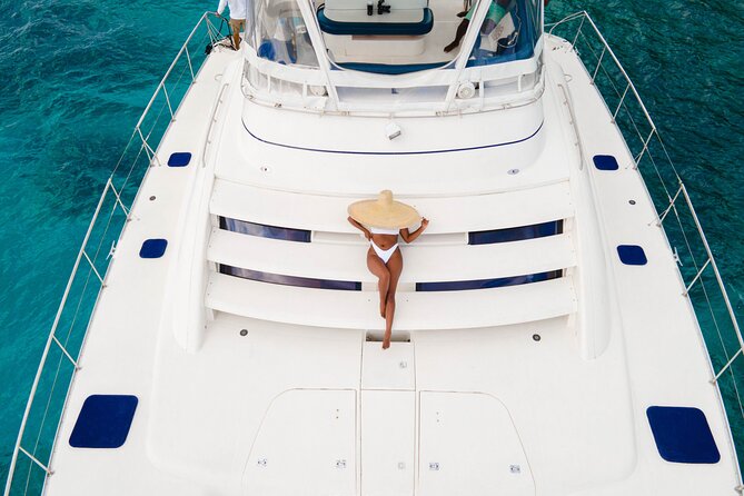 4hr Private Luxury Yacht with Snorkeling, DJ, Bar, Food - What four hours on the catamaran feels like