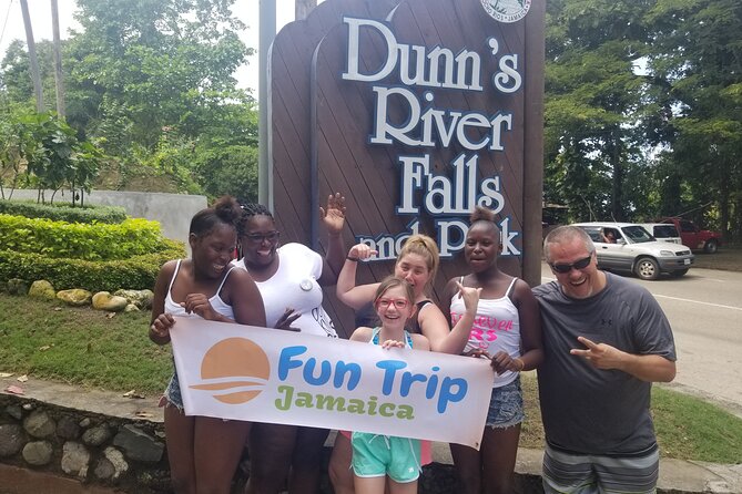 6. Bob Marley 9miles/Dunn's River Private Tour(420 Friendly)final resting place - Lunch and the change of pace