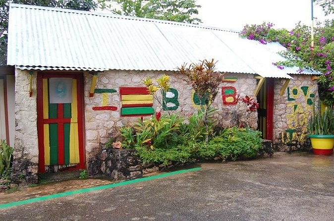 9 mile Bob Marley Musoleum Private Day Trip From Montego Bay - From Montego Bay to Bob Marley’s Nine Mile