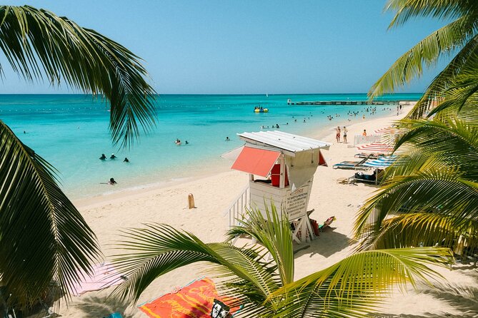 A day at the Beach at Doctor's Cave- Montego Bay with pickup - Why Doctor’s Cave Beach is the right centerpiece