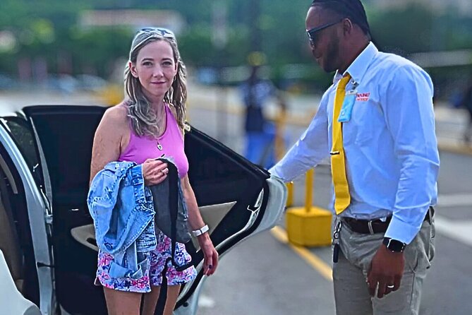 AirBnB/Hotel MBJ Airport Shuttle to all areas -one way/round trip - What this MBJ shuttle really offers