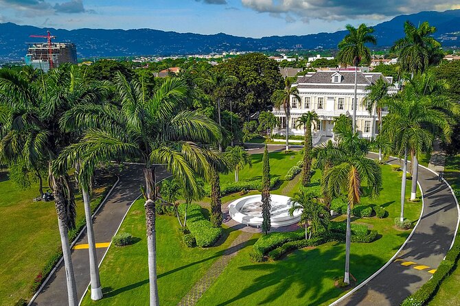 Airport Group Transfers-Kingston - Is $180 a Fair Price for Kingston?