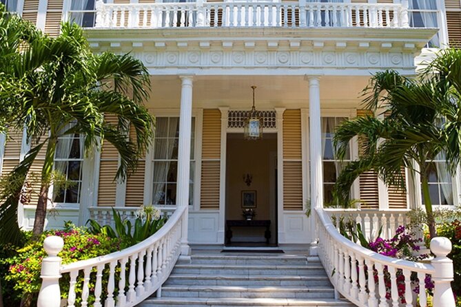 Airport Group Transfers-Kingston - Booking Details, Changes, and Weather