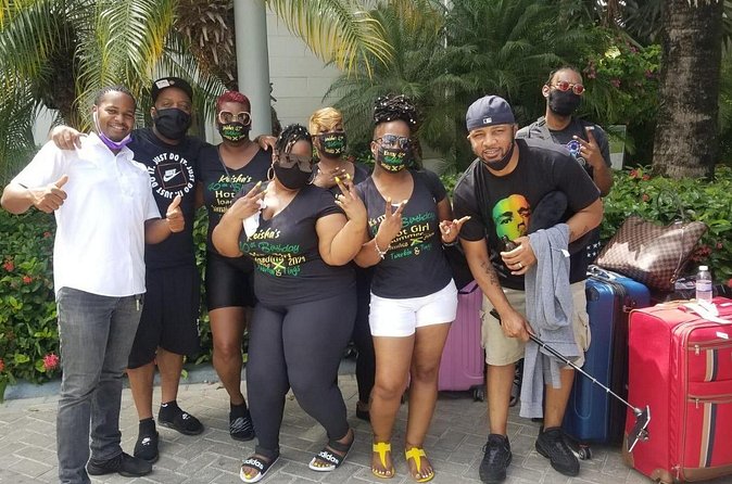 Airport Round Trip from Montego Bay to Royalton, Excellence, Coral Springs - A private vehicle makes the first ride easier