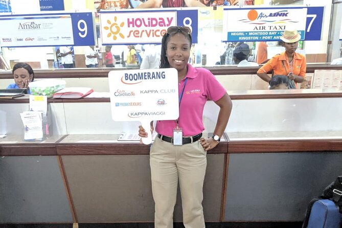 Airport Shuttle from Montego Bay (MBJ) to Hotel - Landing at MBJ and finding Desk 8