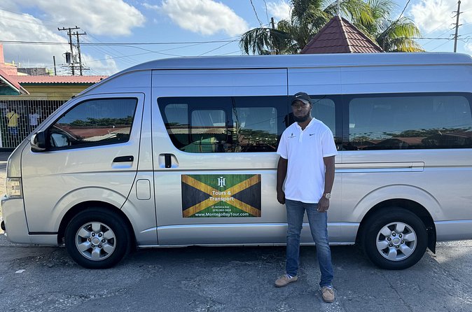 Airport Shuttle - Montego Bay, Falmouth, Negril, Grand Palladium - What the Ride Is Like on the Way
