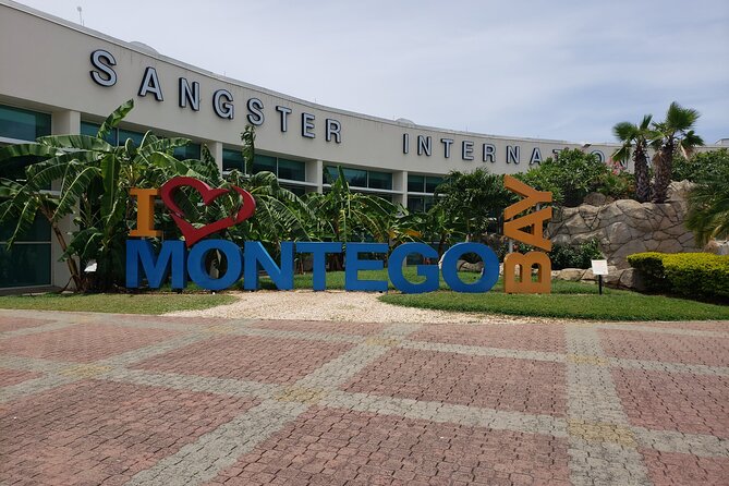 Airport Transfer Montego Bay: Riu Montego / Reggae / Palace - Key points to know before booking