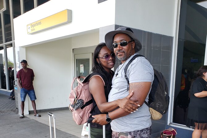 Airport Transfer Montego Bay: Riu Montego / Reggae / Palace - Comfort, luggage, and the short arrival routine