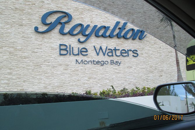 Airport transfer with Uber Montego Bay - The road from the airport to your hotel
