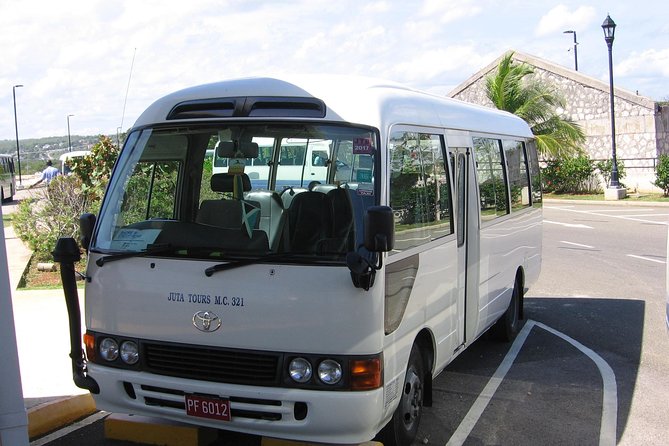 Airport transfer with Uber Montego Bay - Meeting your driver after arrival
