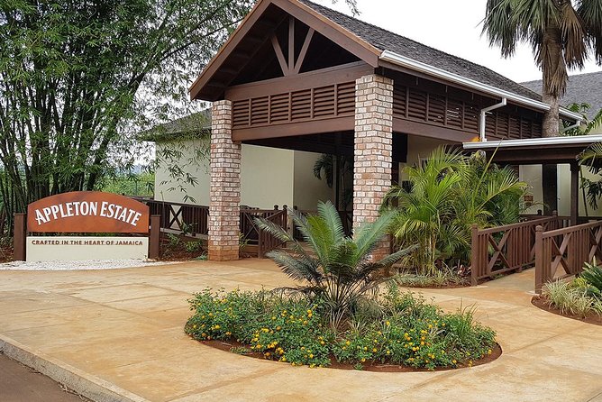 Appleton Estate Rum Tour and Tasting from Kingston - What the private vehicle changes