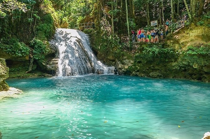 ATV, Horseback Riding, Bamboo Rafting & Blue Hole Tour Ocho Rios - A quiet turn on the bamboo raft