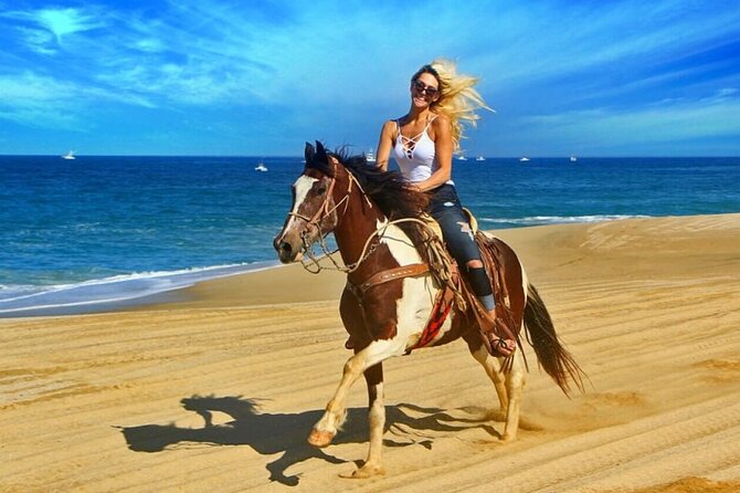 ATV, Zipline, Horseback, Bamboo Rafting & Catamaran Boat Jamaica - Horseback riding that reaches the Caribbean Sea