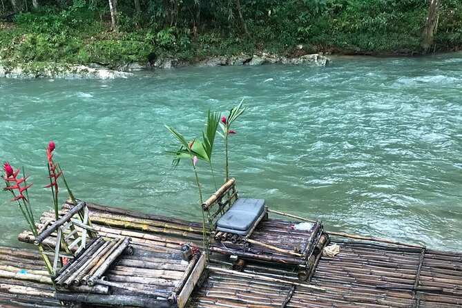 Bamboo Rafting with lime stone - Key points to know before booking