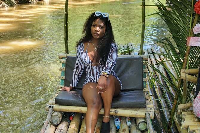 bamboo rafting with limestone foot massage - The limestone foot massage and the tipping question