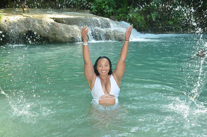Blue Hole and Bamboo Rafting Ocho Rios - The drive through Ocho Rios sets the tone