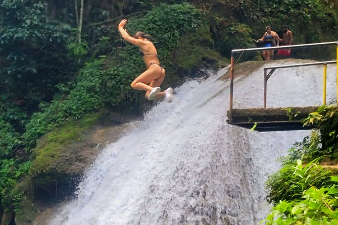 Blue Hole and Dunn's River Falls Ocho rios - Who will enjoy this tour most