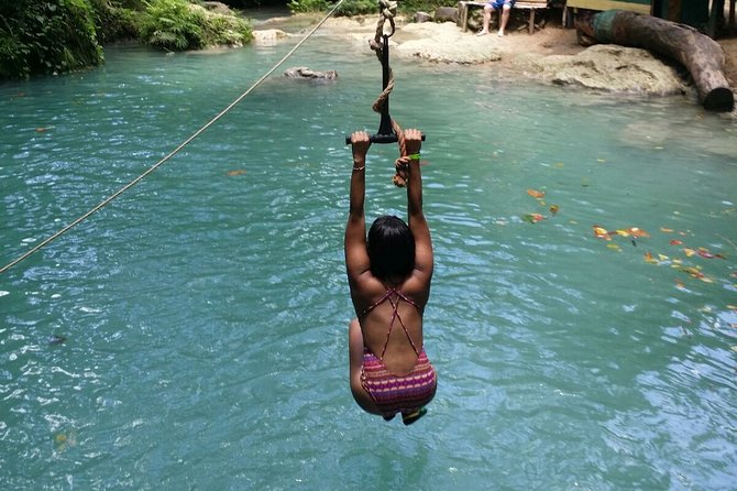 Blue Hole and Dunn's River Falls Tour from Montego Bay - What the guides add to the day