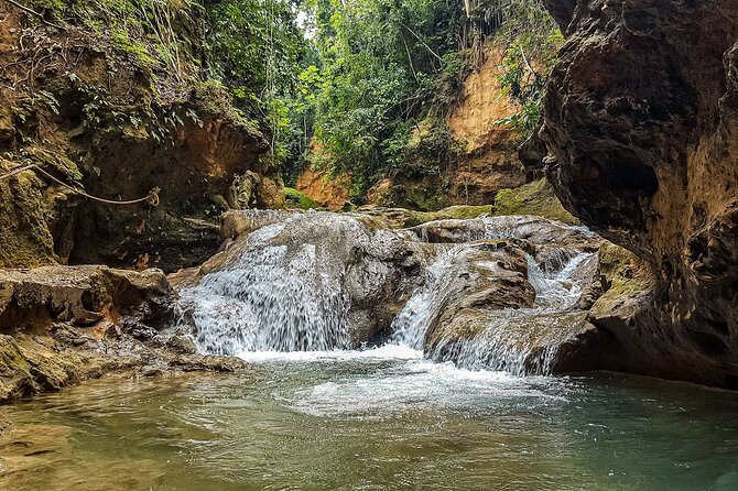 Blue hole and Jamaican Bites from Falmouth - Why the Blue Hole makes a good short Jamaica outing