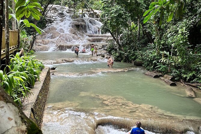 Blue Hole Ocho Rios and Dunn's River Falls - Key points to know before booking
