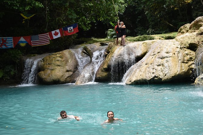 Blue Hole plus Secret Falls & Dunn's River Falls from Grand Palladium - Leaving Grand Palladium for Jamaica’s north coast