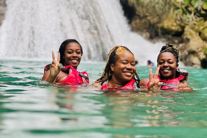 Blue Hole Secret Falls and Calypso River Tubing from Falmouth - What the private format really gives you