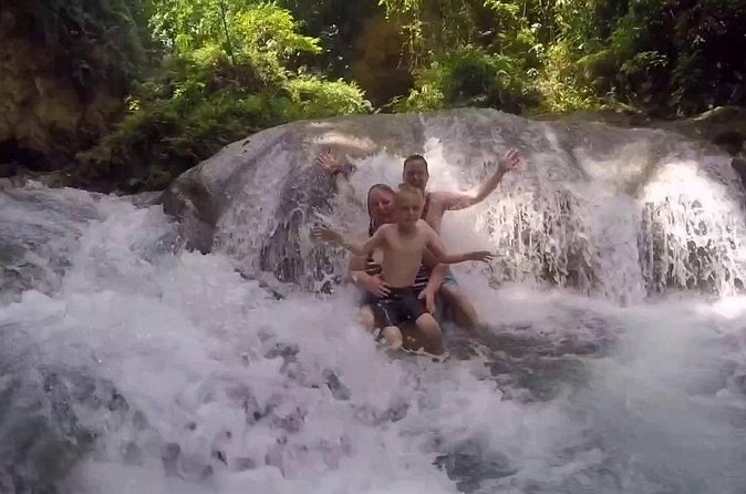 Blue Hole Waterfall Tour from Montego Bay - Arriving at Blue Hole