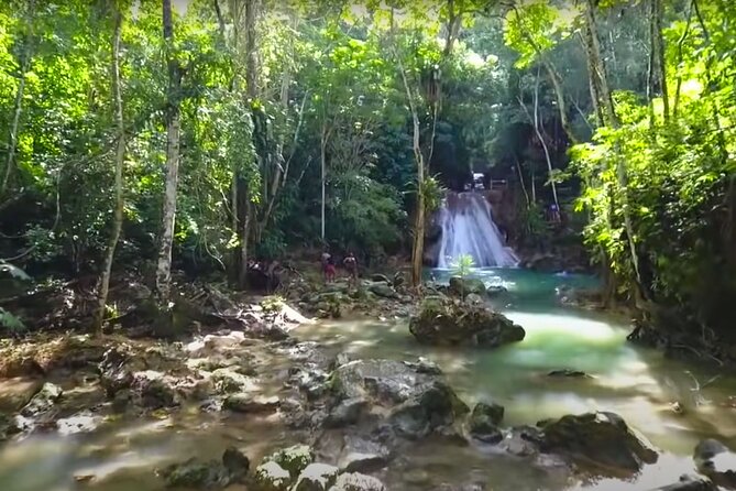 Blue Hole Waterfalls and Rasta Garden from Montego Bay - Food, shoes, and the small costs that matter