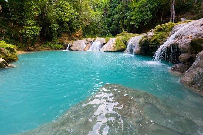 Blue Hole Waterfalls (from Montego Bay) - Leaving Montego Bay for the Blue Hole hills