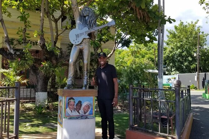 Blue Mountain Coffee, Bob Marley and Art Tour from Montego Bay - Spanish Town and the road toward Kingston