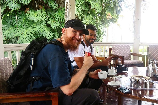 Blue Mountain Path Finder - Coffee on the Great House verandah