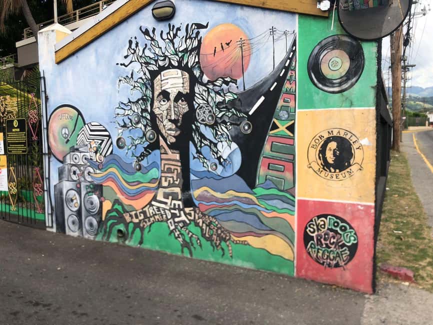 Bob marley 9 Miles & Dunns River Tour from Ocho Rios - Entering Bob Marley’s Nine Mile