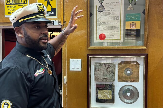 Bob Marley Museum, Tuff Gong Int, Trench Town & Bunny Lee Museum - How the private format affects the day