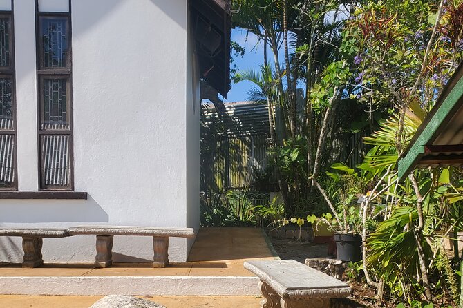 Bob Marley Nine Mile Home Private Tour from Montego Bay - What makes the guides important