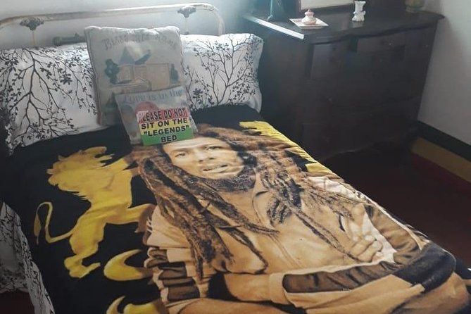 Bob Marley Nine Mile Tour - From Montego Bay - The long climb from Montego Bay to Nine Mile