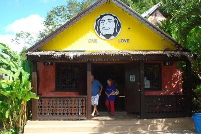 Bob Marley Nine Mile Tour from Ocho Rios - The small museum and Marley’s music