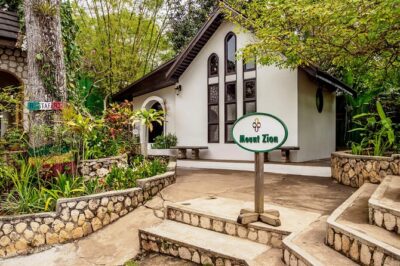 Bob Marley Nine Miles, sightseeing and local food and fruit stop