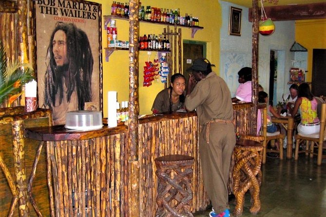 Bob Marley's Nine Mile Day-Trip w/Admission & Guided Tour from Grand Palladium - Two hours at Bob Marley Mausoleum in Nine Mile
