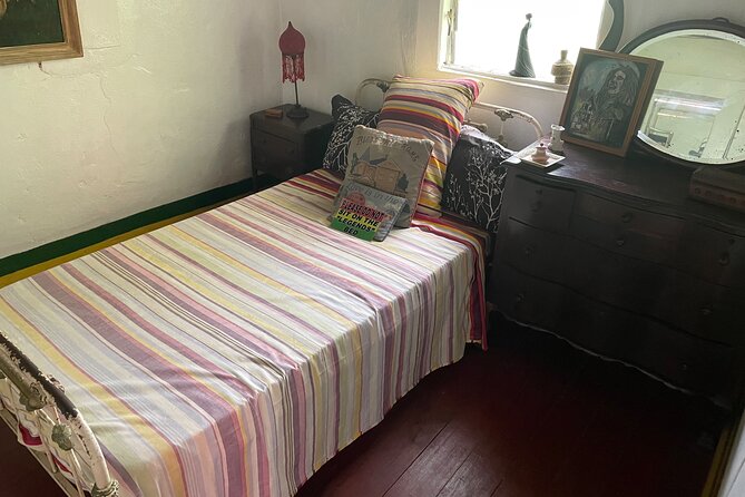 Bob Marley's Nine Mile Mausoleum Tour (Complimentary Rum Punch) - Who Will Get the Most From This Tour?