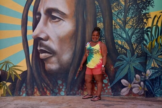 Bob Marley's Nine Mile Tour from Montego Bay - What you can expect at lunch