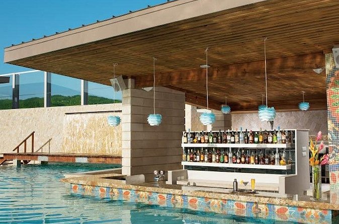 Breathless Montego Bay Resort Private Airport Transfer - Booking, timing, and the small print