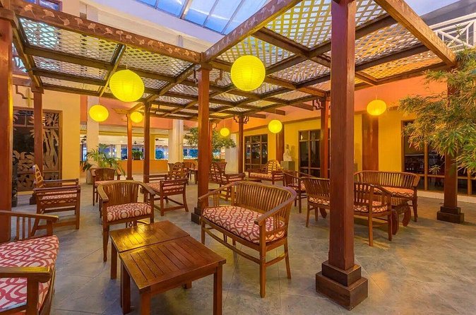 Catalonia Resort Private Airport Transfer - The 25-minute ride to the resort