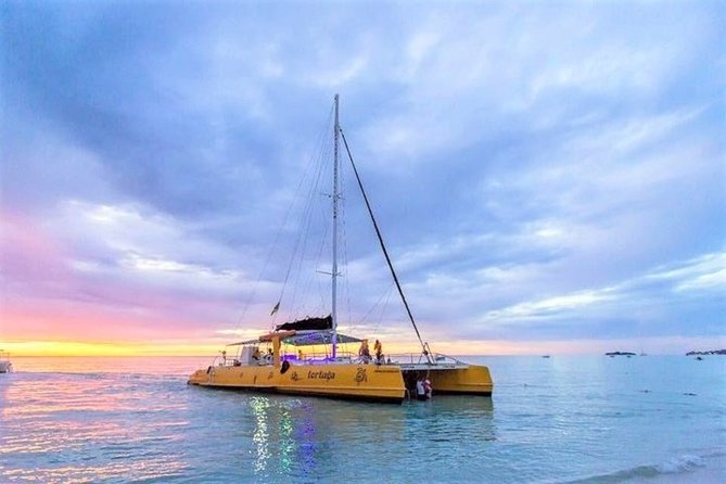 Catamaran Cruise Full Day Tour to Reef, Caves and Negril Beach - The essential facts at a glance
