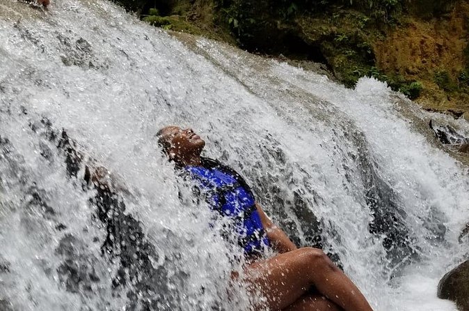 Chuck Norris Secret Falls/Blue Hole - Why the small group matters